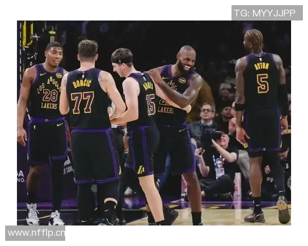 湖人逆袭西部第二老詹年薪5263万缺阵球队如何崛起