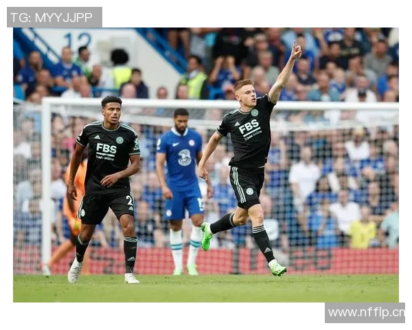 曼城发布海报热身即将到来的布伦特福德客场大战期待全力以赴