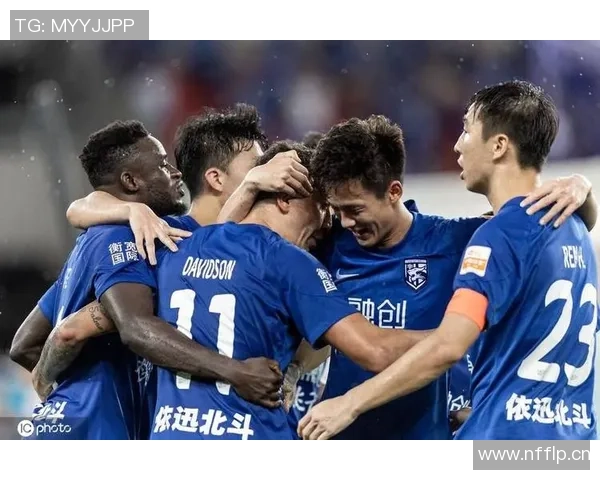 三镇新任主帅莫拉强调球员表现优劣不分年龄重视实力与潜力